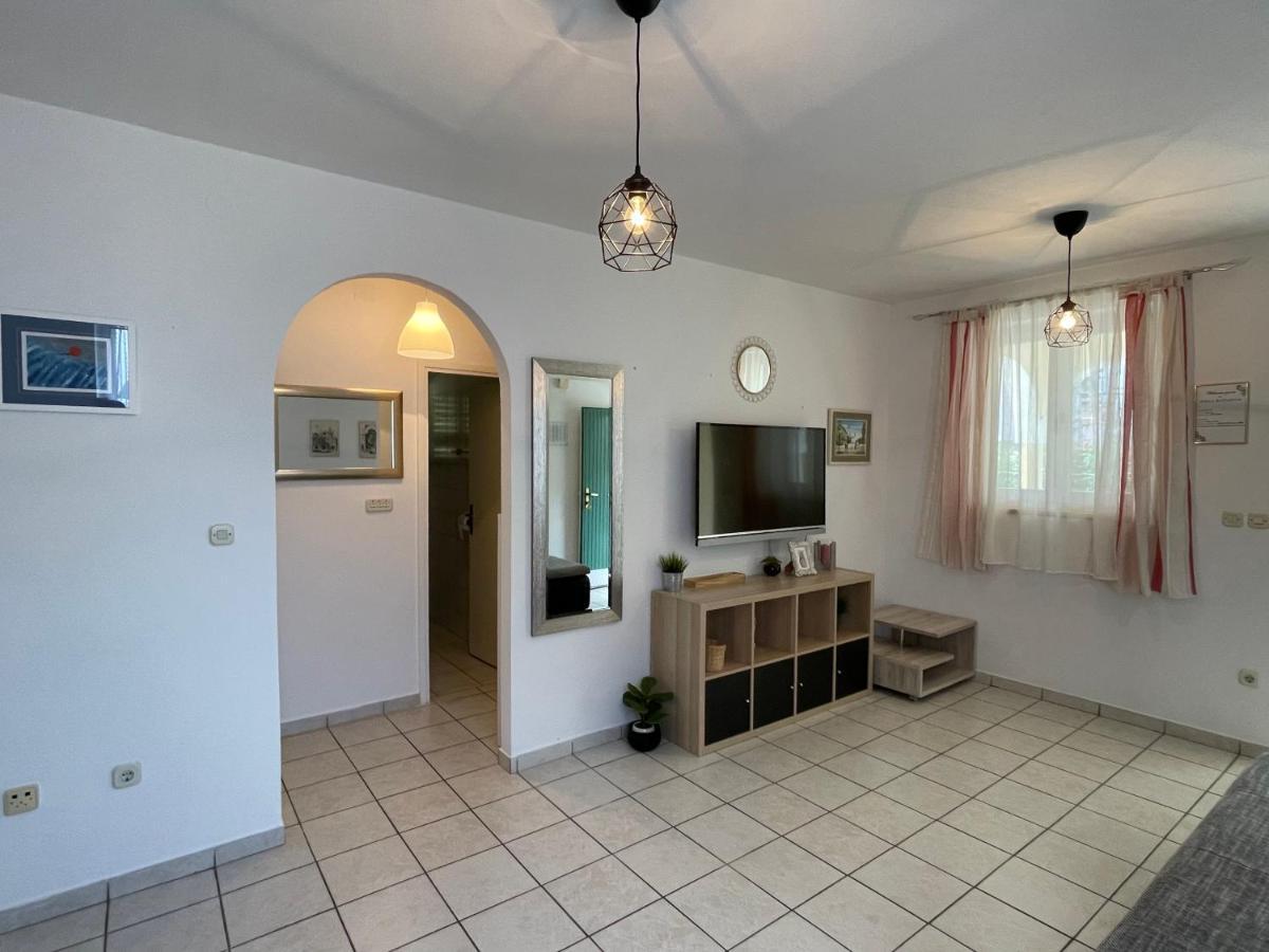 פטרצ'אנה Apartments Antonija Punta Skala Next To Falkensteiner Resort מראה חיצוני תמונה
