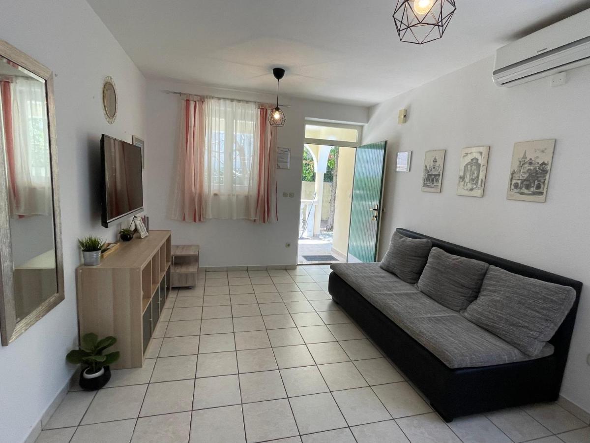 פטרצ'אנה Apartments Antonija Punta Skala Next To Falkensteiner Resort מראה חיצוני תמונה