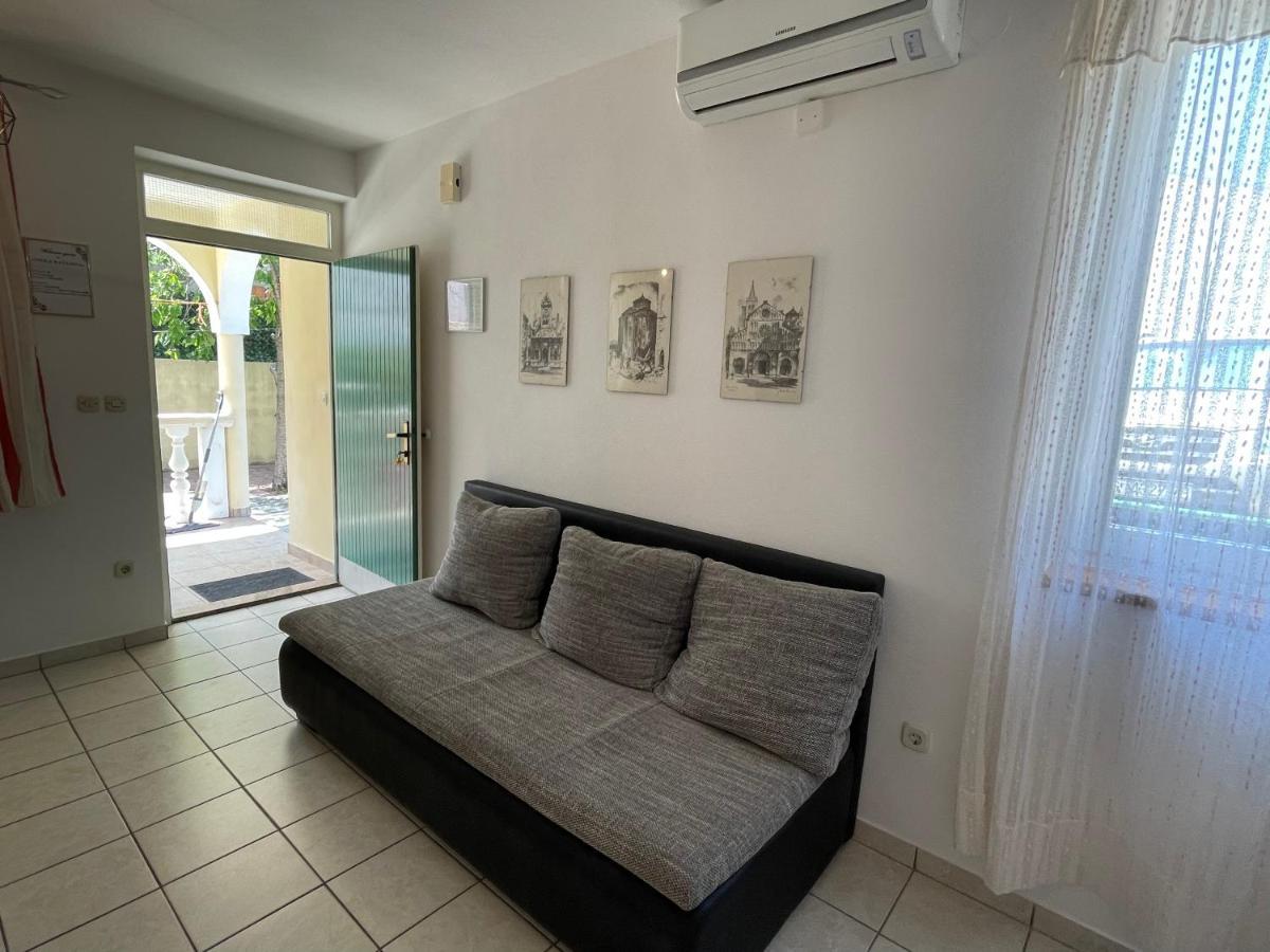 פטרצ'אנה Apartments Antonija Punta Skala Next To Falkensteiner Resort מראה חיצוני תמונה