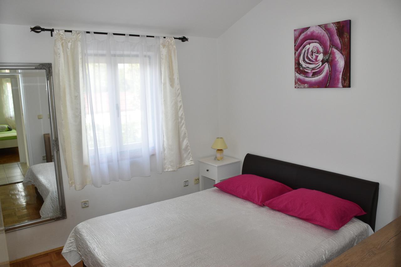 פטרצ'אנה Apartments Antonija Punta Skala Next To Falkensteiner Resort מראה חיצוני תמונה