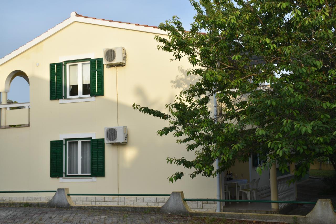 פטרצ'אנה Apartments Antonija Punta Skala Next To Falkensteiner Resort מראה חיצוני תמונה