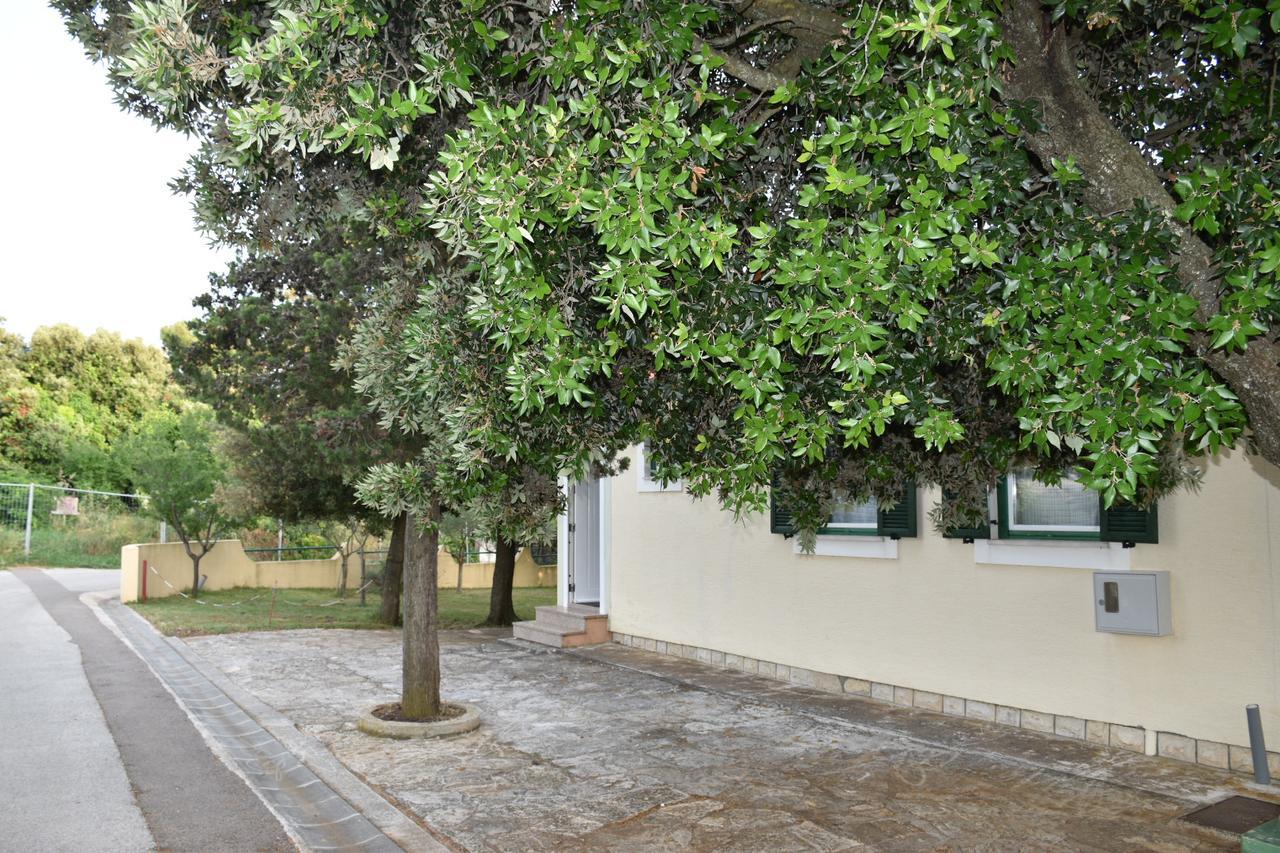 פטרצ'אנה Apartments Antonija Punta Skala Next To Falkensteiner Resort מראה חיצוני תמונה