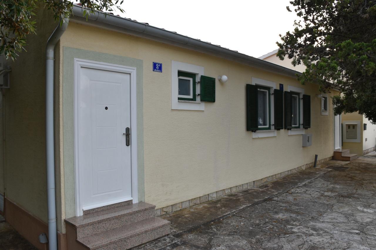 פטרצ'אנה Apartments Antonija Punta Skala Next To Falkensteiner Resort מראה חיצוני תמונה